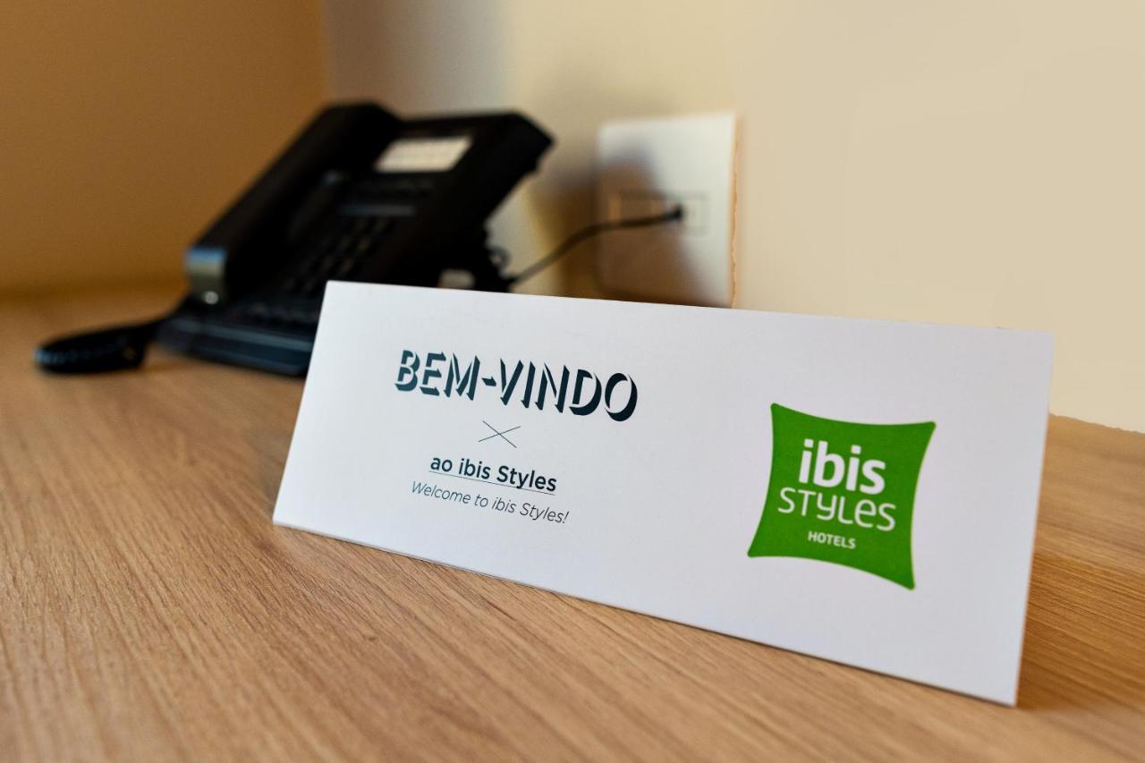 Ibis Styles Porto Alegre Moinhos De Vento Hotel Exterior photo